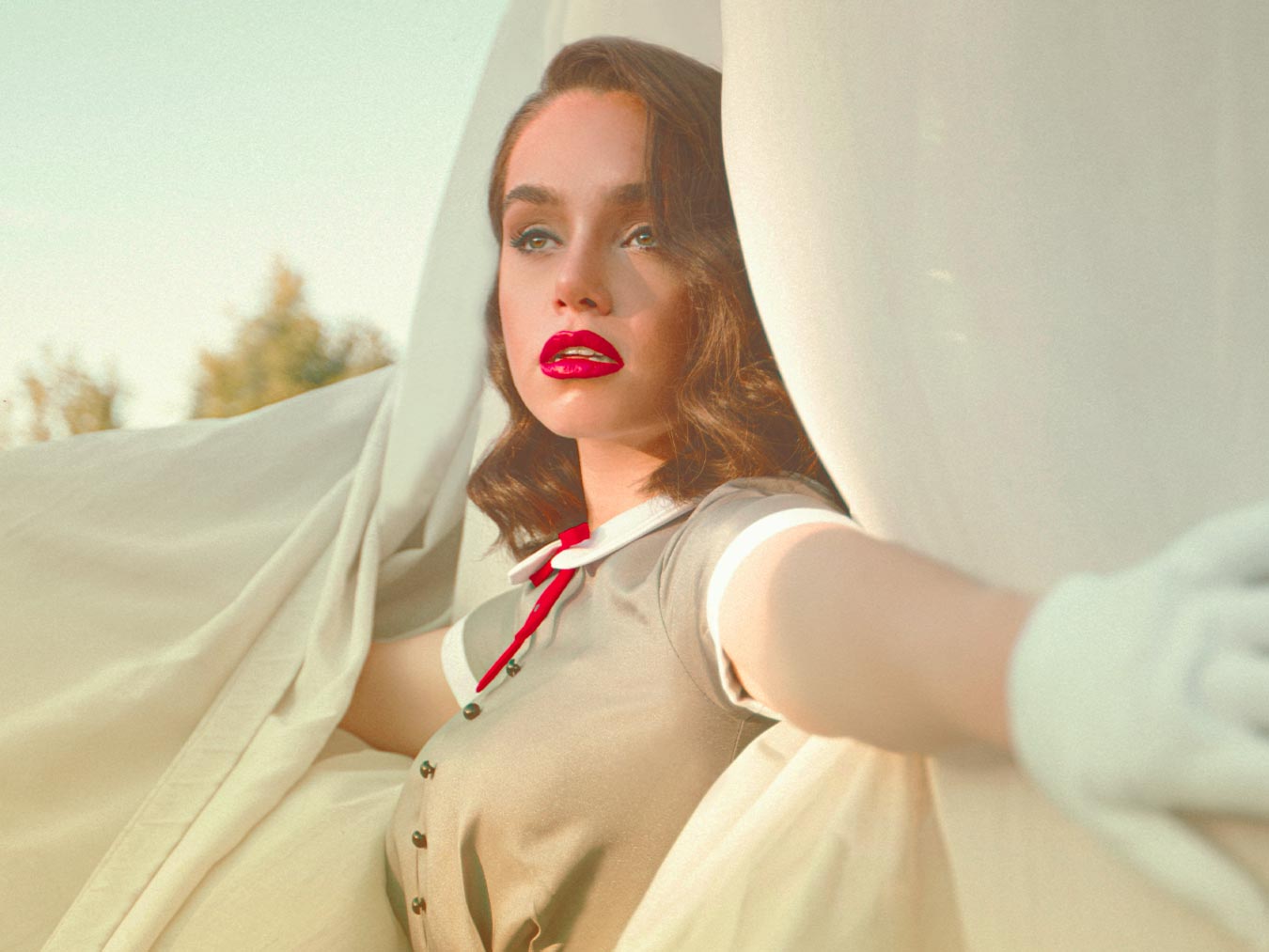 Model Posing Model Posing